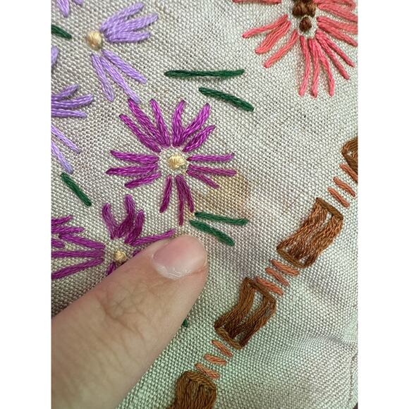 Embroidered Throw Pillow Floral Bouquet Motif 20 x 17" Home Décor Art & Crafts - Picture 5 of 13